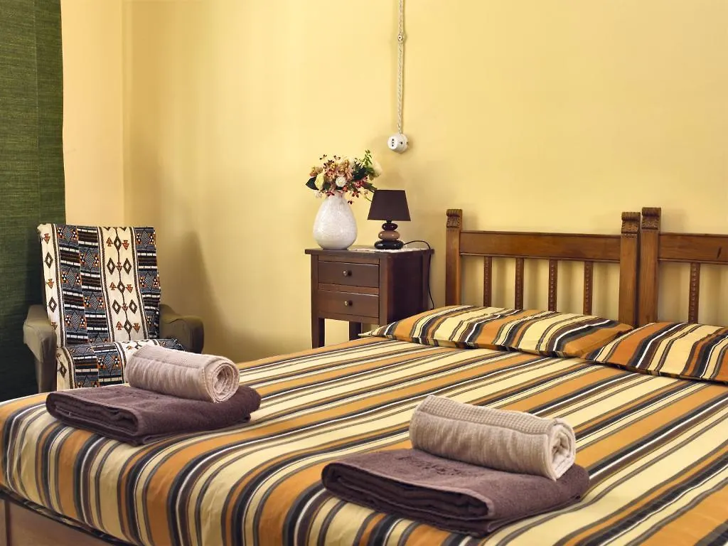 *** Guest house Domo Silvia E Paolo Hotel Nuoro  Italy